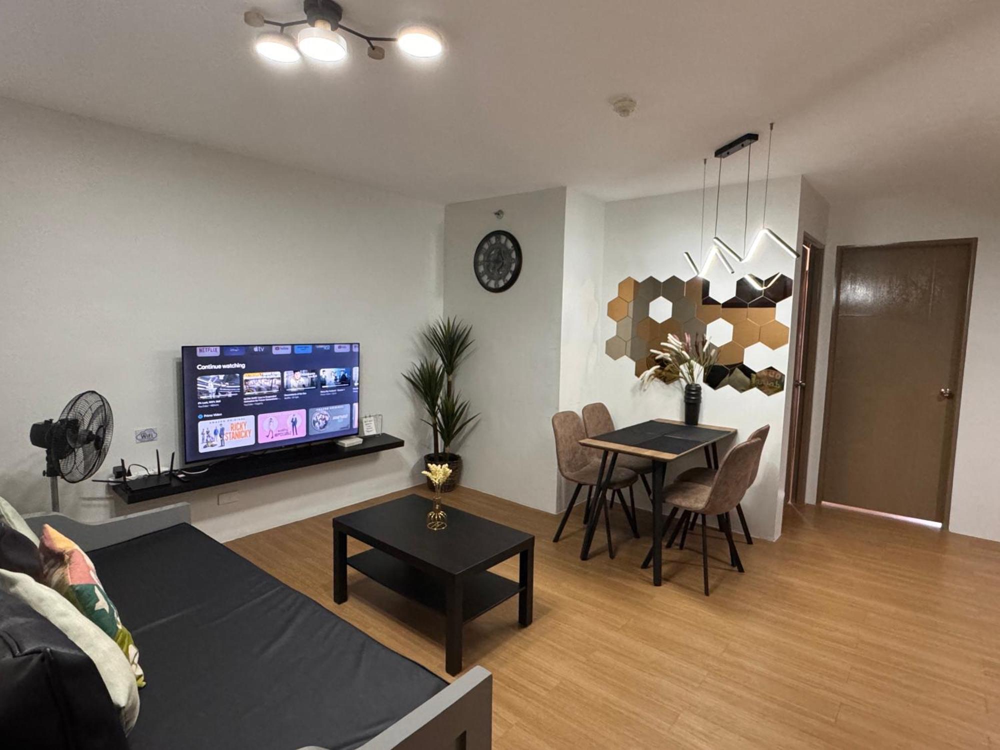 Cozyvilla At Pine Suites Tagaytay 2Br Or Studio With Free Parking 2Br In Basement Parking And Studio In Offsite Parking Tagaytay City Exteriör bild