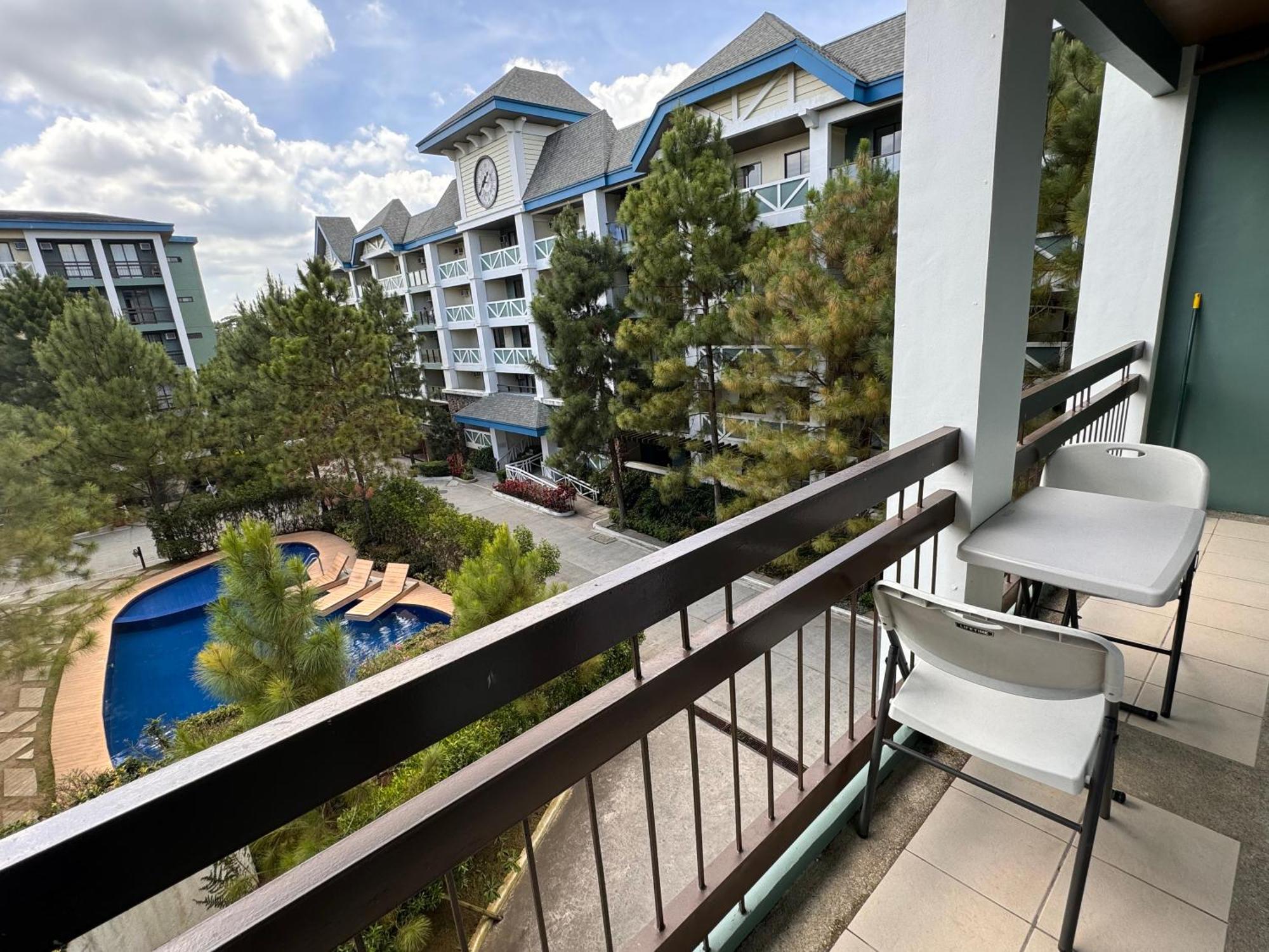 Cozyvilla At Pine Suites Tagaytay 2Br Or Studio With Free Parking 2Br In Basement Parking And Studio In Offsite Parking Tagaytay City Exteriör bild